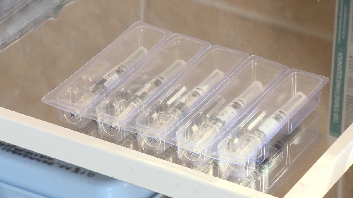 Первый пациент в России получил отечественную вакцину от меланомы - tvspb.ru