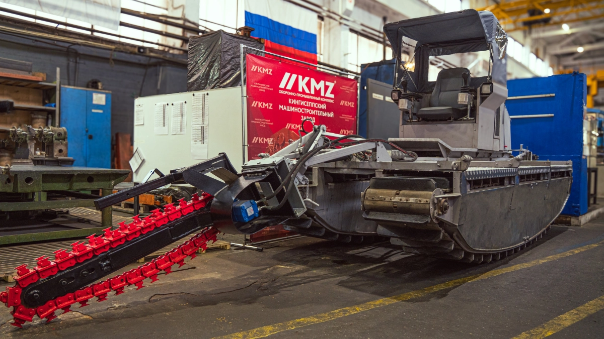 В Петербурге представили машину-амфибию, способную разрубать лед - tvspb.ru