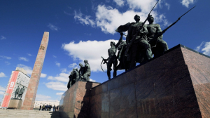 Зелёный пояс Славы. Монумент героическим защитникам Ленинграда