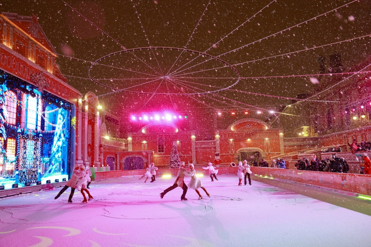 Каток на Конюшенной площади откроется 13 декабря - tvspb.ru