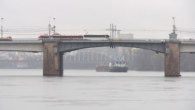 Мост Александра Невского отмечает 60-летие