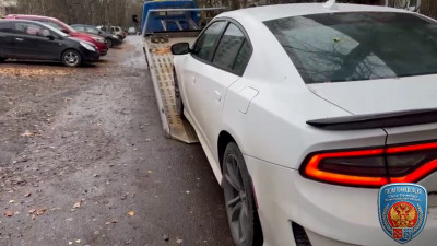 Более 1,2 тыс. протоколов за просроченные штрафы составили на водителей-иностранцев в Петербурге