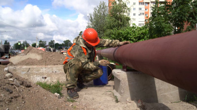 Александр Беглов: Досрочно завершена перекладка сетей в квартале Шувалово-Озерки — 6 тысяч жителей обеспечены надежным теплоснабжением на год раньше