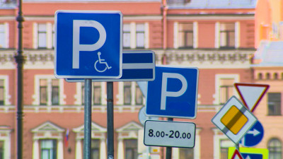 С 1 декабря в Петербурге появится более тысячи дополнительных мест для парковки