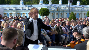 С днём рождения, Маэстро! Коллеги поздравляют художественного руководителя Музыкального театра им. Ф. И. Шаляпина, дирижёра Фабио Мастранджело