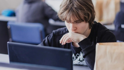 Александр Беглов: Школьник из Петербурга стал абсолютным победителем Всероссийской олимпиады по ИИ