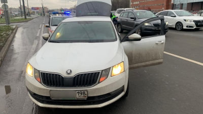 Задержание за пять минут: как росгвардейцы нашли автомобиль мошенников на Богатырском проспекте