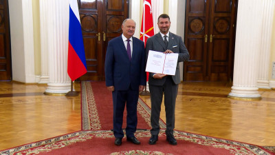 В Петербурге наградили лучших работников ЖКХ в честь 120-летия профсоюза