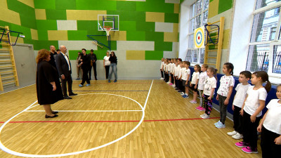 Администрация Центрального района оценила качество питания и ход ремонта в школе на Фурштадской