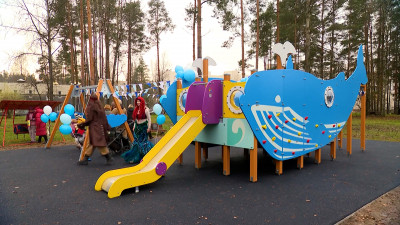 Детям в Онкоцентре имени Напалкова подарили новую игровую площадку