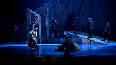 В Мариинском театре представили премьеру балета «Поликушка» с хором Сретенского монастыря