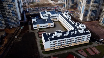 Здание второго корпуса школы №127 в Красногвардейском районе приобрели в собственность Петербурга