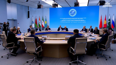 В Москве под председательством Михаила Мишустина проходит заседание Совета глав правительств ШОС