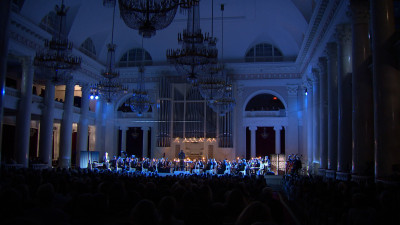 В Петербурге представили премьеру музыкального спектакля об Ахматовой и Пастернаке «Ноев ковчег»