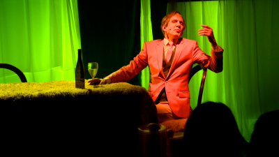 ТЮЗ представил новую трактовку Чехова в спектакле «Предложение»