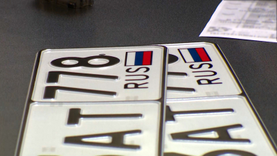 В Петербурге начали выдавать номера с новым кодом региона 778