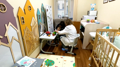 Комната матери и ребенка и детсад при общежитии: как петербургские вузы поддерживают студенческие семьи