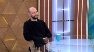 «Предложение» в стиле итальянской комедии: премьера водевиля по мотивам пьесы-шутки Чехова на сцене ТЮЗа имени Брянцева