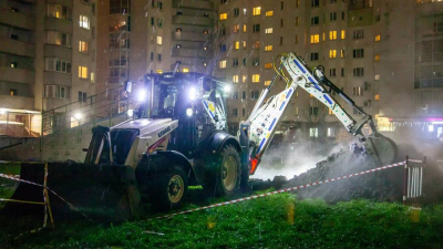 На проспекте Большевиков, 26/1, «Теплосеть Петербурга» завершила ремонтные работы: подача отопления в дома полностью восстановлена