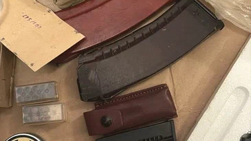 Пенсионерка из Кронштадта наткнулась на боевой арсенал в квартире супруга