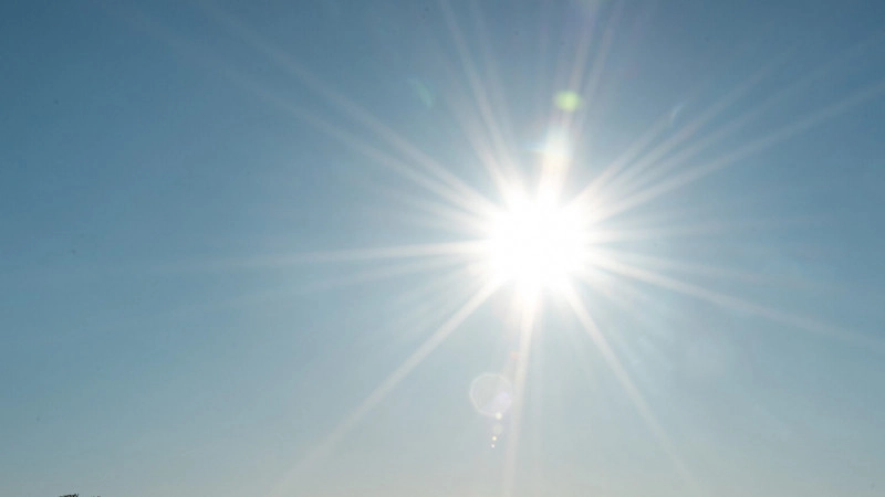 На видимую сторону Солнца выходят два новых активных центра - tvspb.ru