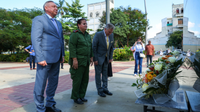 Александр Беглов почтил память национального героя Кубы Хосе Марти