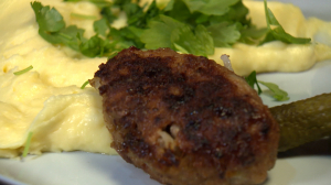 Ресторан, доставка или творческий вечер на кухне: как получить котлеты быстрее и вкуснее