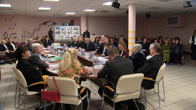 Депутаты петербургского парламента обсудили программу «Серебряный возраст» и восстановление участников СВО