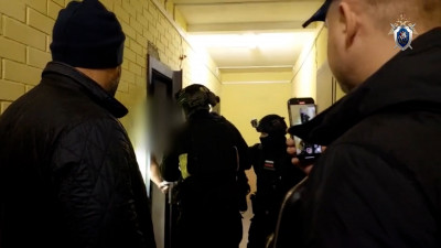 В Петербурге задержали двух братьев-мошенников, обманом отобравших квартиру у 86-летней пенсионерки