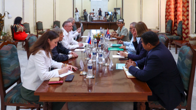 Александр Беглов почтил память Фиделя Кастро в ходе официального визита в Республику Куба