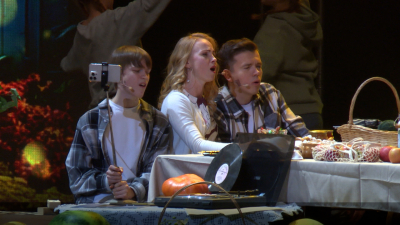 В БКЗ «Октябрьский» отметили 30-летие городского Управления по развитию садоводства и огородничества