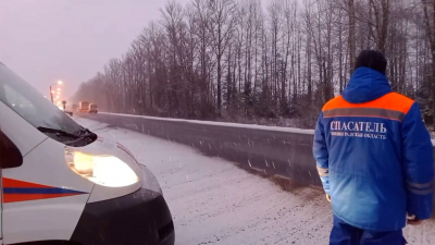 Спасатели проверили самые проблемные участки трасс Ленобласти: Кола, Сортавала, Россия и Нева