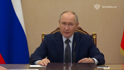 Владимир Путин провел совещание по развитию ВС РФ