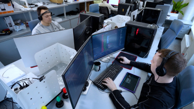 Каждая пятая финансовая организация в России внедрила ИИ