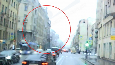 Следственный комитет проводит проверку: мужчина выпал из окна дома на Каменноостровском проспекте