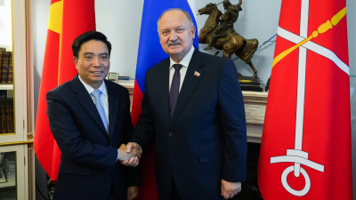 Делегация вьетнамской провинции Тханьхоа посетила Петербург