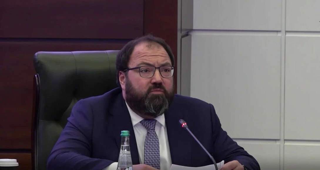 Максут Шадаев рассказал о работе Госуслуг в сфере предоставления мер соцподдержки бойцам СВО и их семьям - tvspb.ru