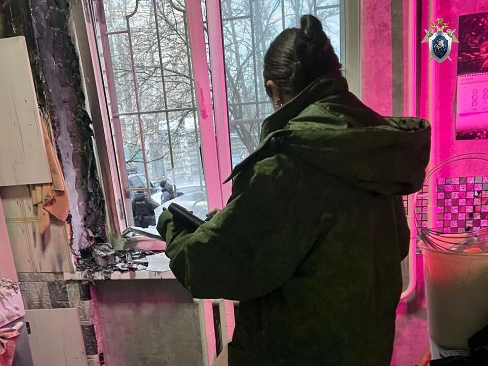 В квартире на улице Ковалевской нашли тело женщины с ножевым ранением - tvspb.ru