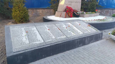 Памятник сотрудникам Ленмясокомбината им. С. М. Кирова «Боец» стал объектом культурного наследия регионального значения