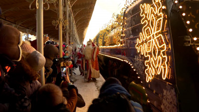 Поезд Деда Мороза отправится в путешествие по России 9 ноября