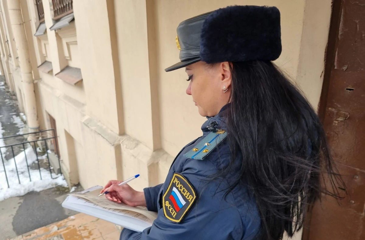 Один потоп и арест 13 машин: петербуржец получил 1,5 млн рублей с коммунальщиков за залив квартиры - tvspb.ru