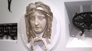 «Спасти и сохранить»: крупнейшая коллекция архитектурного декора на выставке в Петропавловской крепости