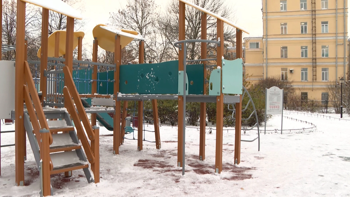 Александр Беглов: Увеличивая в 2026 году объёмы благоустройства в муниципальных образованиях, город решает проблему бесхозных детских и спортивных площадок - tvspb.ru