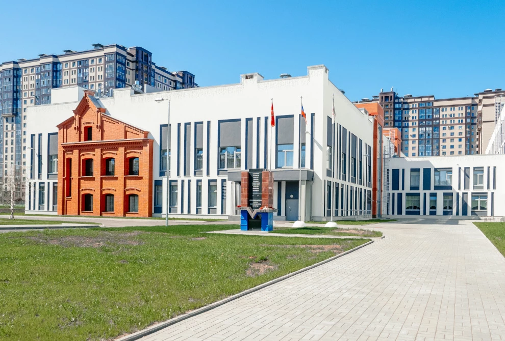 Александр Беглов: По программе реновации советских школ в ближайшие годы в Петербурге построят 30 новых зданий - tvspb.ru