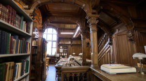 Наш маленький Хогвардс и настоящая дверь в Нарнию: удивительные интерьеры и уникальные фонды Библиотеки Академии Штиглица