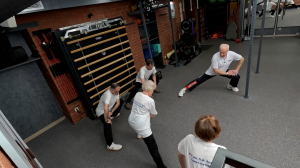 Зарядка для людей «серебряного возраста». Упражнения на гибкость и развитие вестибулярного аппарата