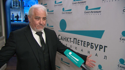 Заслуженный артист России Владимир Самсонов поздравил телеканал «Санкт-Петербург» с юбилеем