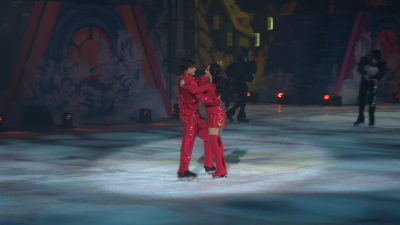 Бременские музыканты встали на коньки: Ледовый театр представил музыкальное шоу