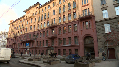 Завершен основной этап реставрации фасада доходного дома на улице Правды