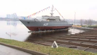 Морской тральщик «Дмитрий Лысов», спущенный на воду на Средне-Невском судостроительном заводе, передадут Северному флоту